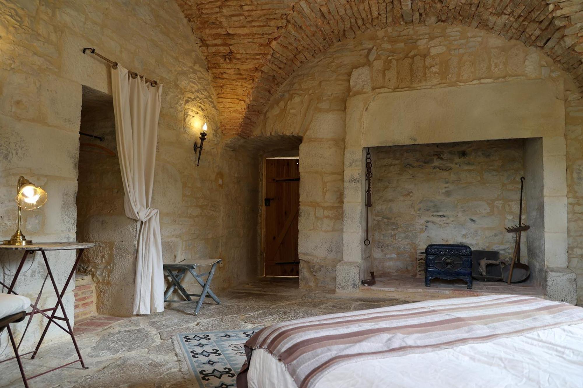 Chateau De St Chamarand - Grand & Petit Saint-Chamarand